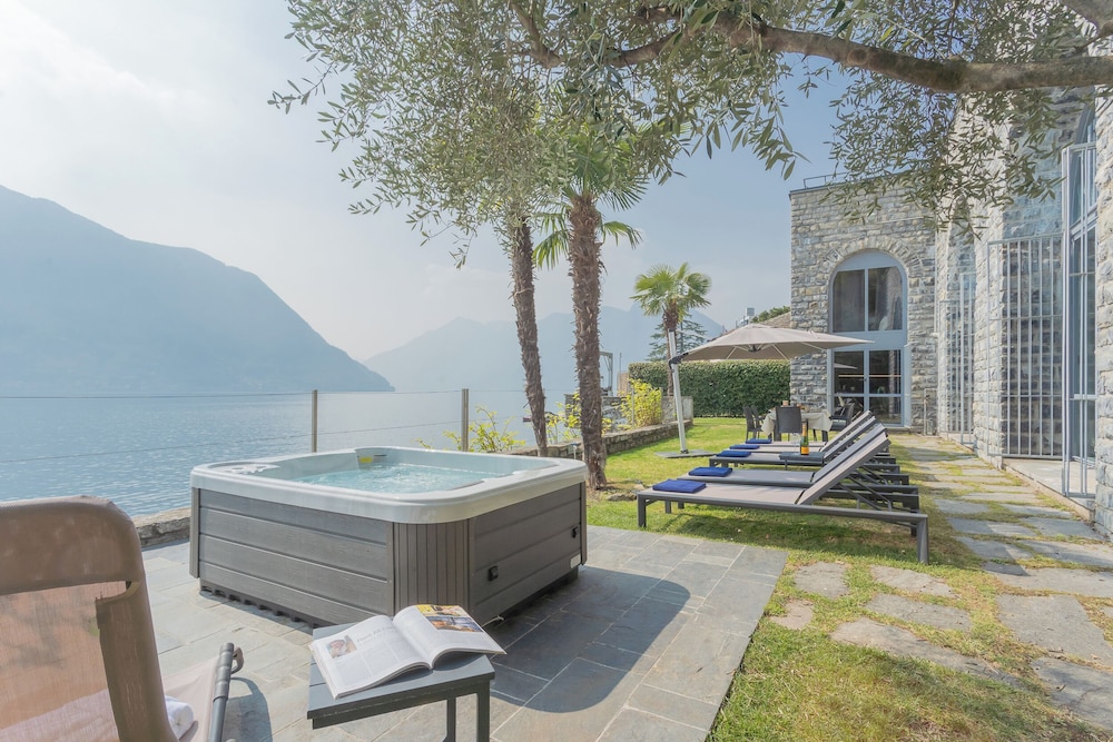 Sala Comacina Villas by Rent all Como
