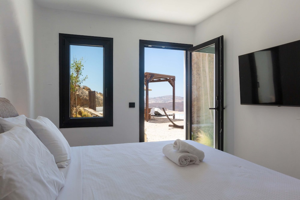 HoM Mykonos Sea View Villa With Private Pool