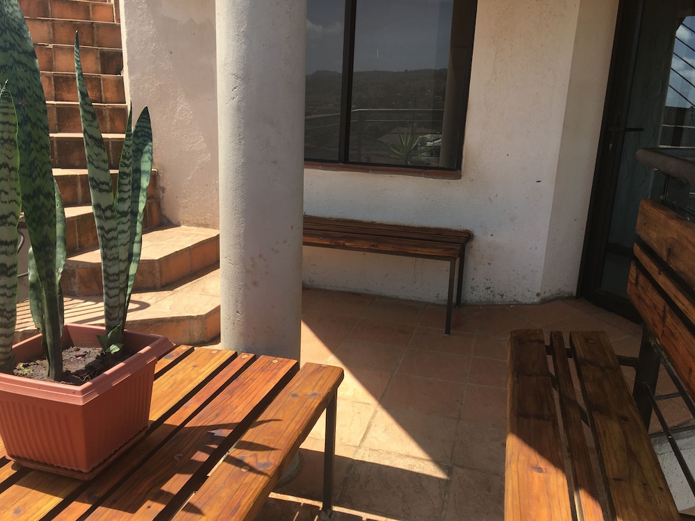 Valley View Lodge
