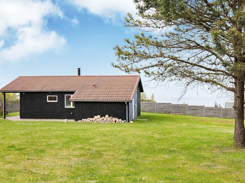 6 Person Holiday Home in Farevejle