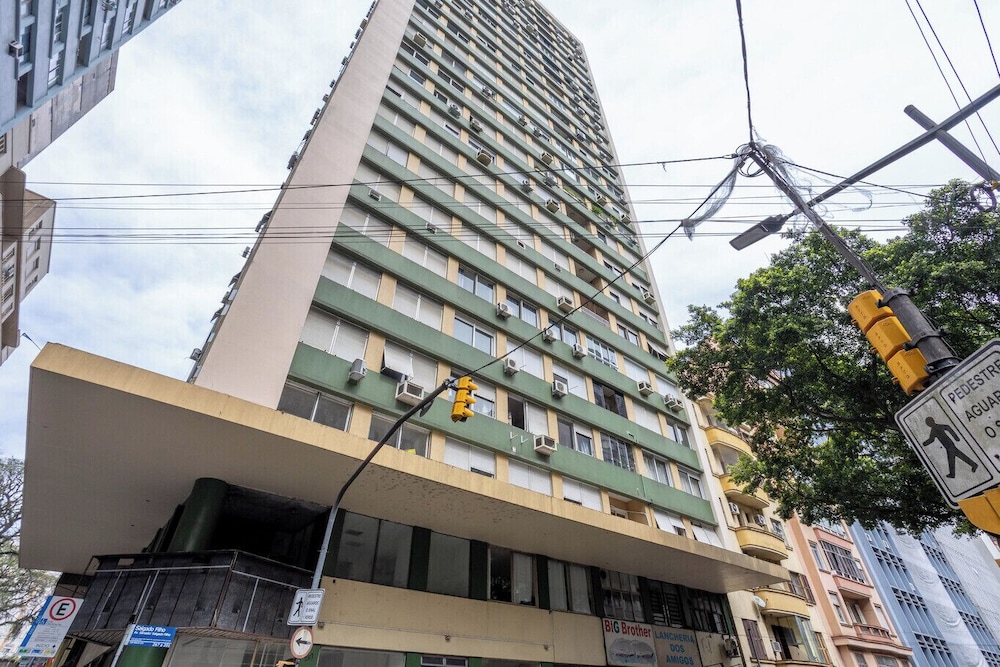 Apartamento c 2 Quartos no Centro Hist Rico