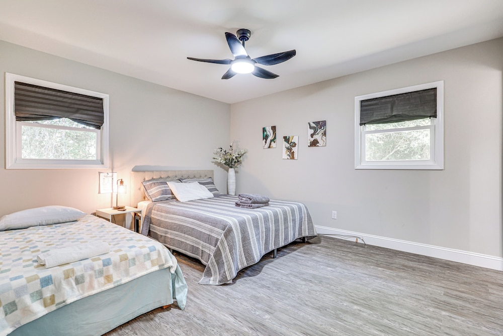 Updated Wilmington Home Near Intracoastal Access