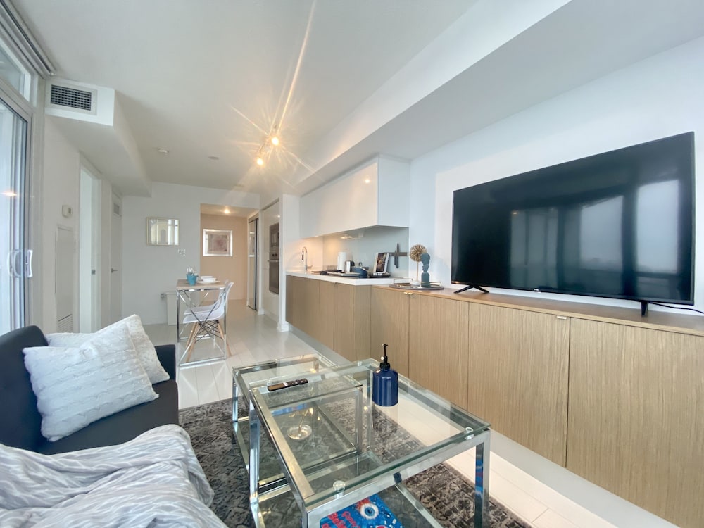 Waterfront Luxury Residences