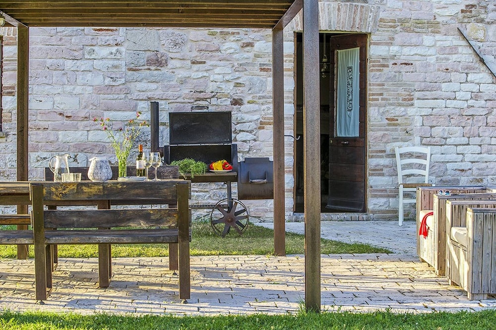 Checello 12 by Marche Holiday Villas