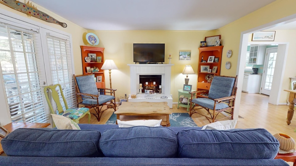 Under The Tybee Sun by Tybee Vacation Rentals