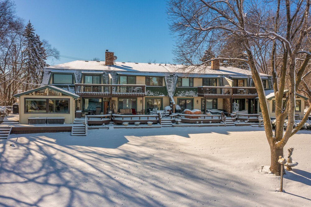 Riverfront Champlin Townhome w/ Deck & Water View! view 3