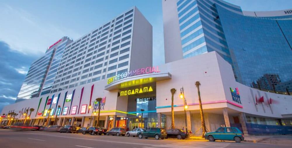 Hotel Luxury & Clean close to the Sea - Image 1