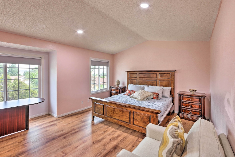 Bright California Home w/ Patio < 1 Mi to Hiking! view 5