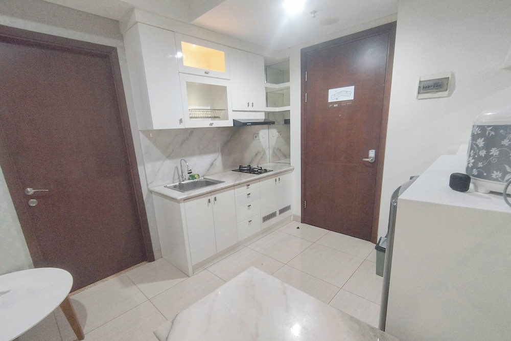 1Br Near Mall At Grand Sungkono Lagoon Apartment
