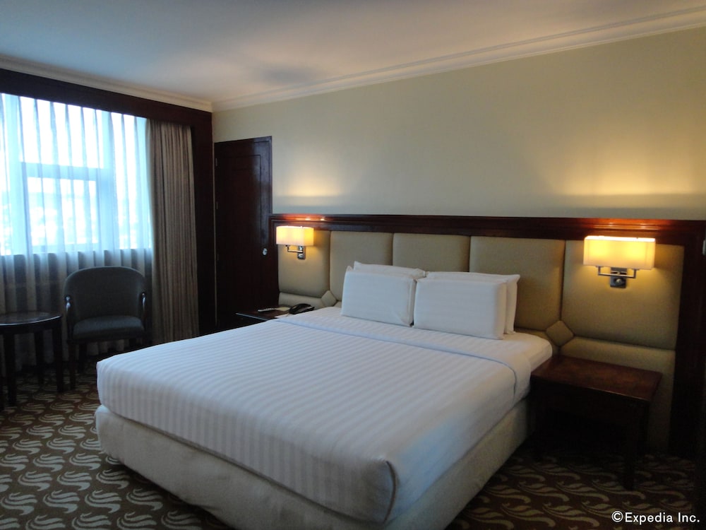 Cebu Vacations - Cebu Parklane International Hotel - Property Image 45