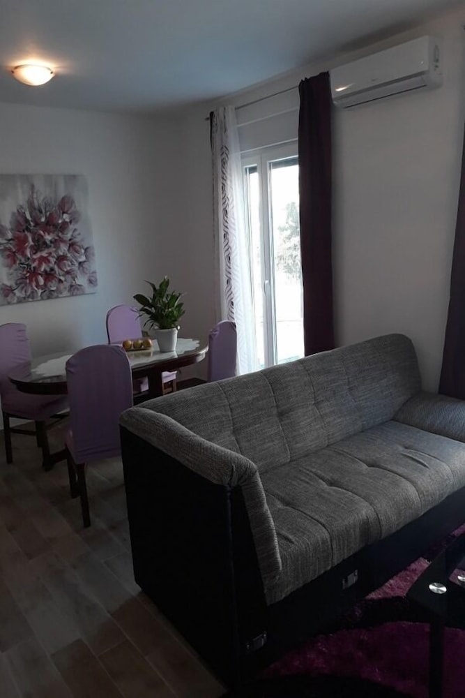 Memi - Great Location, Modern & Parking - A1 Marin view 2