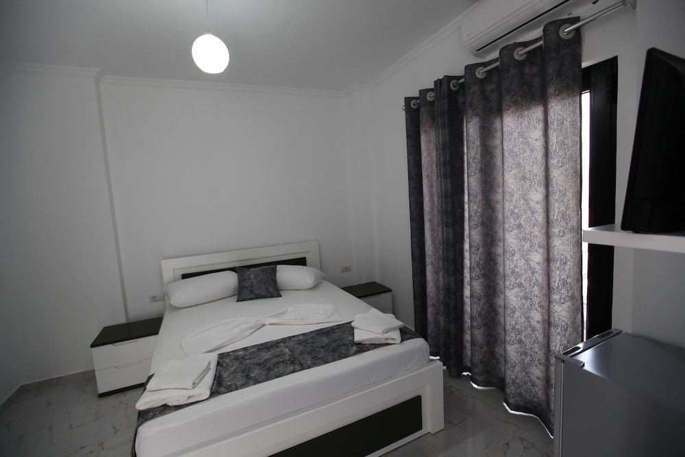 Irdi Aparthotel