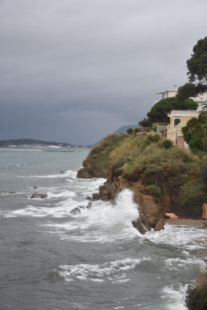 Le côte d'azur view 4