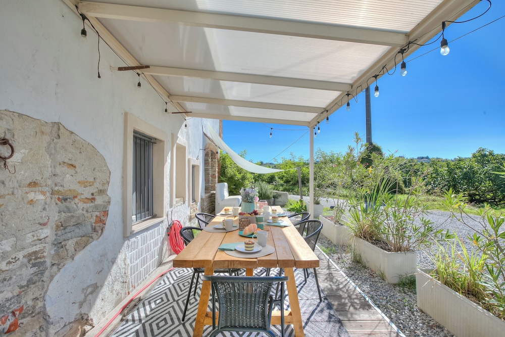 Bocca Al Lupo Apartments