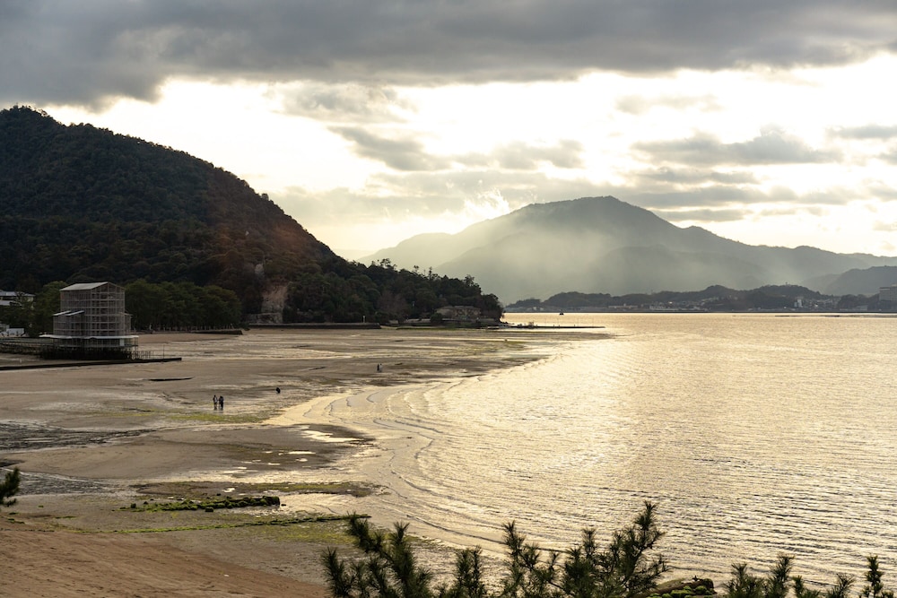 Miyajima Kinsuikan