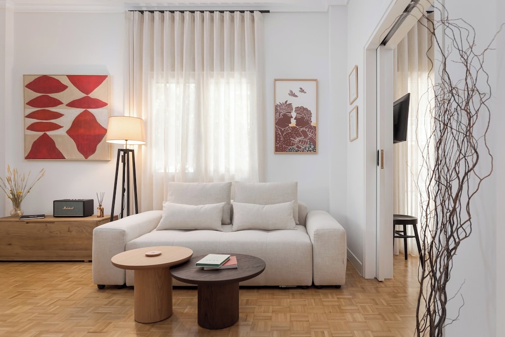 Kolonaki Athena Residence by Fineline