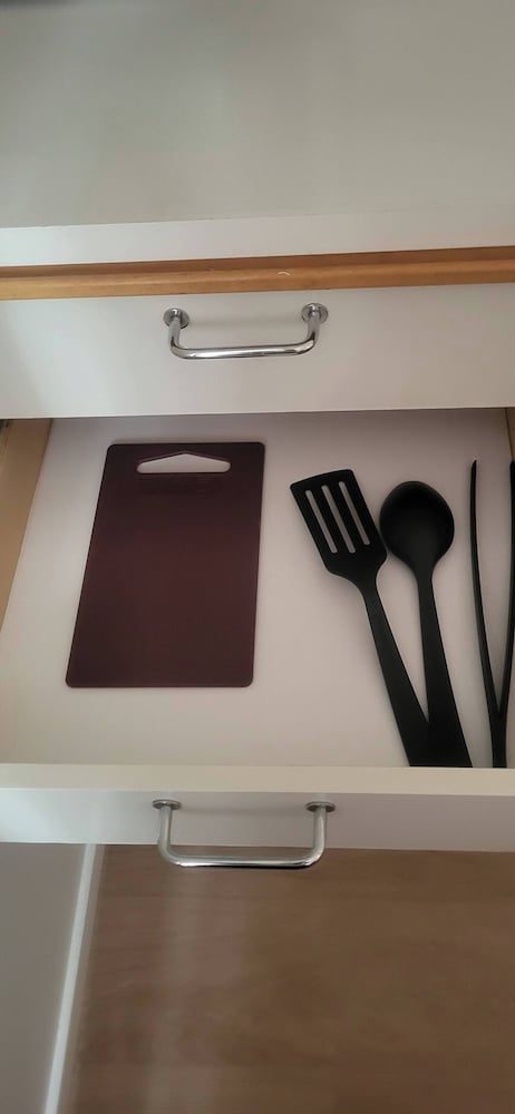 Cozy 2 Bedroom Apartment in Central Espoo, Close to Matinkylä Metro Station
