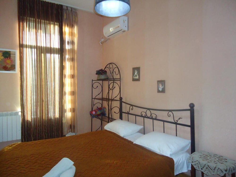 Nana's Guesthouse