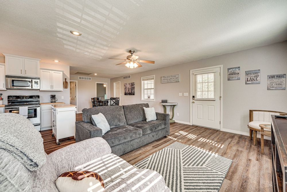 Branson Area Home < 1 Mi to Table Rock Lake!