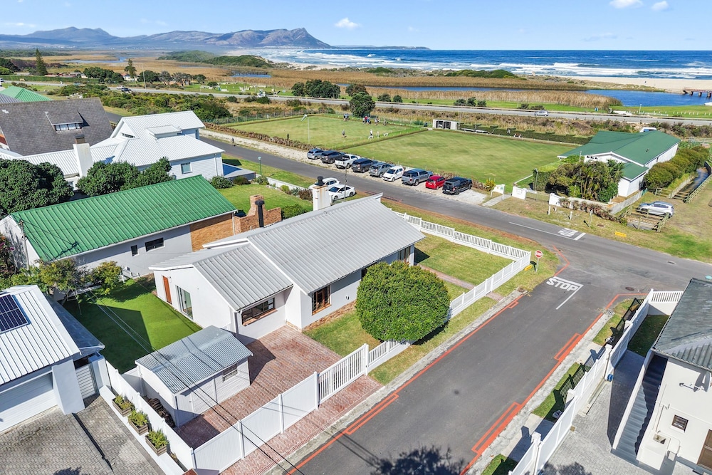 The Kleinmond Cottage