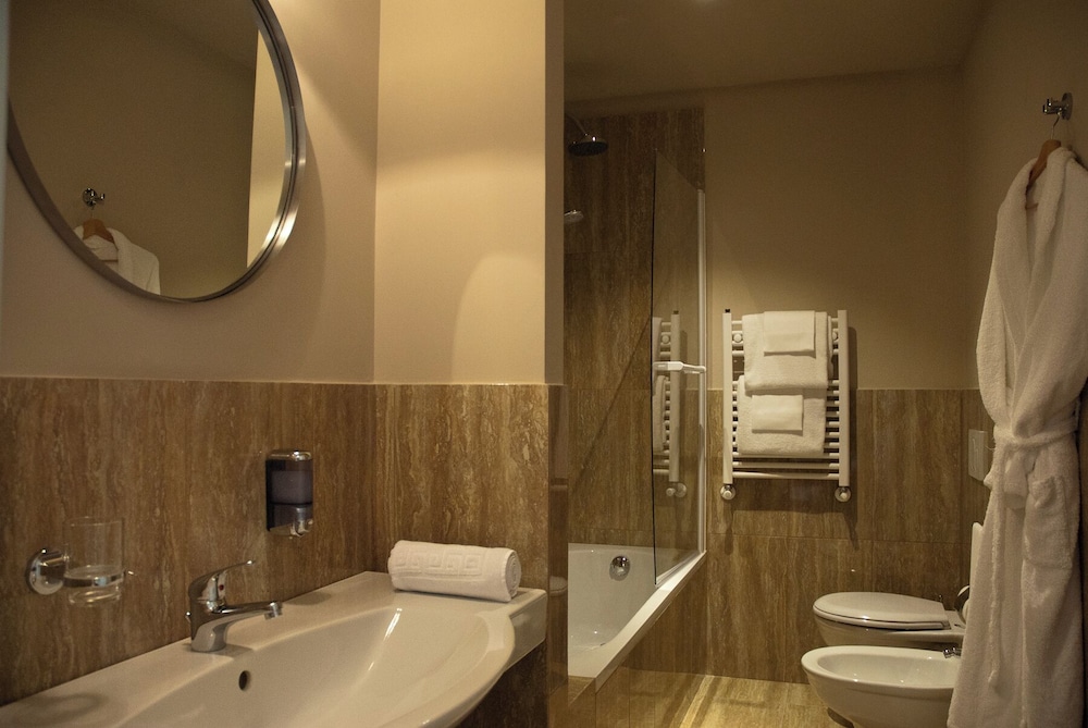 Nove Guest House