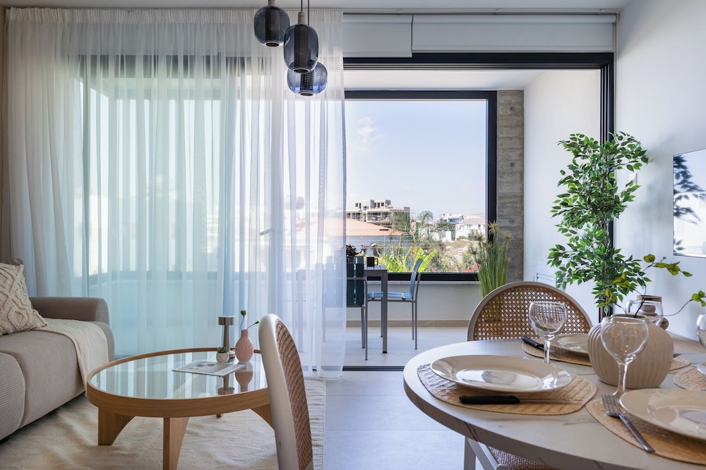 Jas Living Apts & Balconies in Larnaca
