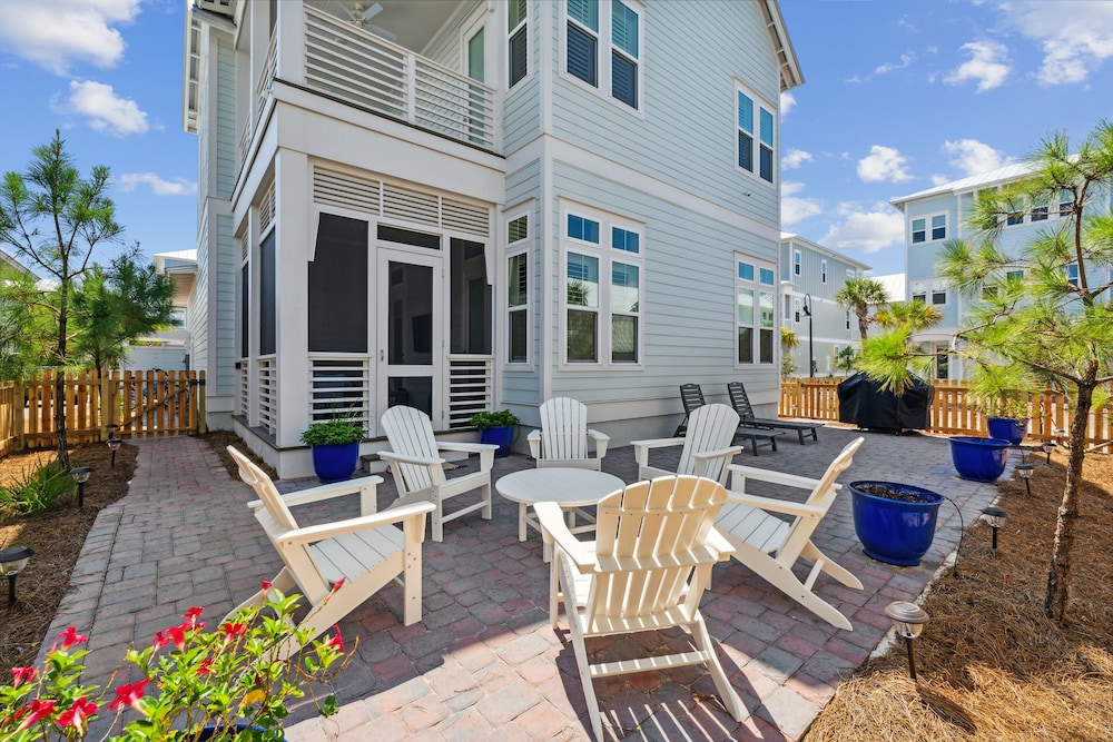 Prominence on 30A by Panhandle Getaways