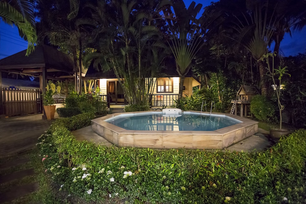 Natien Beach Villa