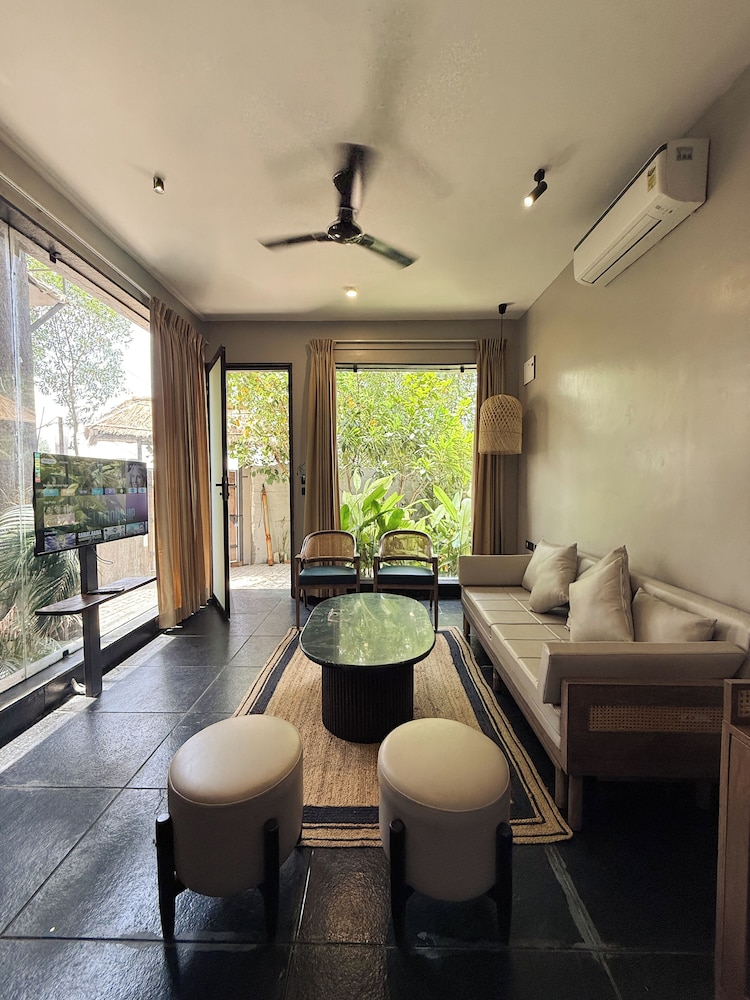 THE BALI HOUSE