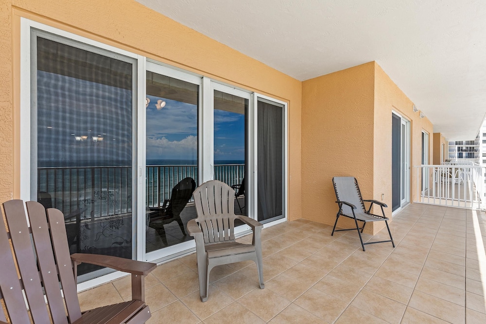 Sanibel 1104