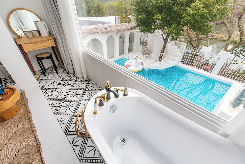 Shanghai Ruochu Designer Guesthouse-Near Shanghai Pudong Airport & Disneyland