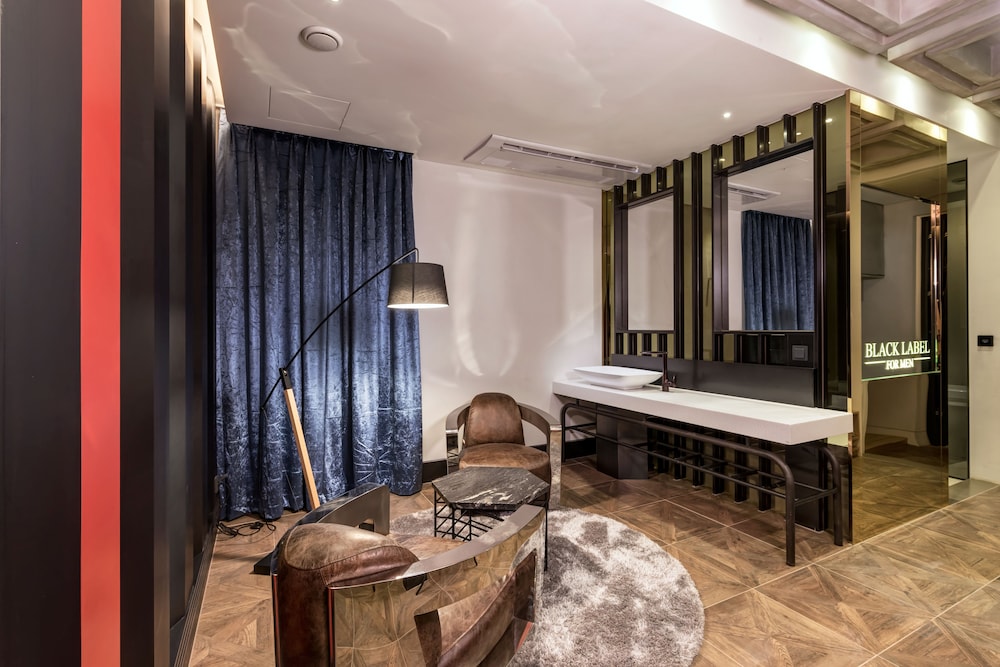 Hotel The Designers Kondae 42