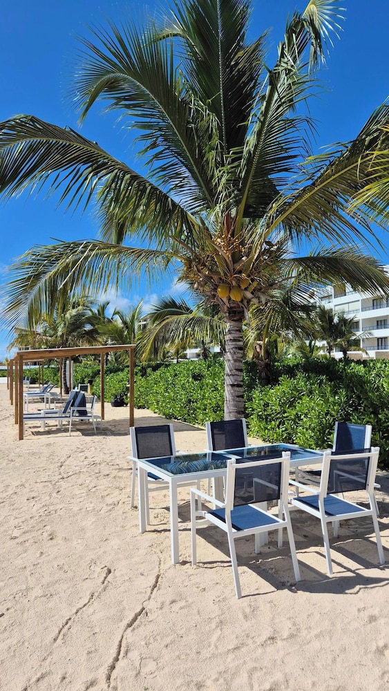 Luxury Beach Penthouse Jacuzzi & Lagoon View