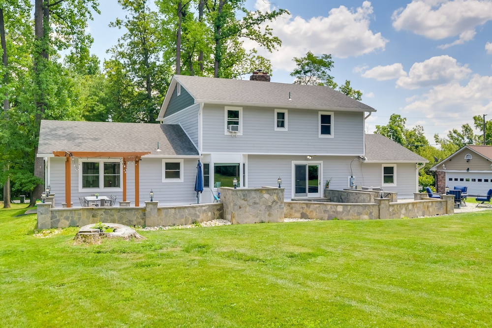 Rockville Home: Patio Oasis, Fireplace, Near DC! - Property Image 16