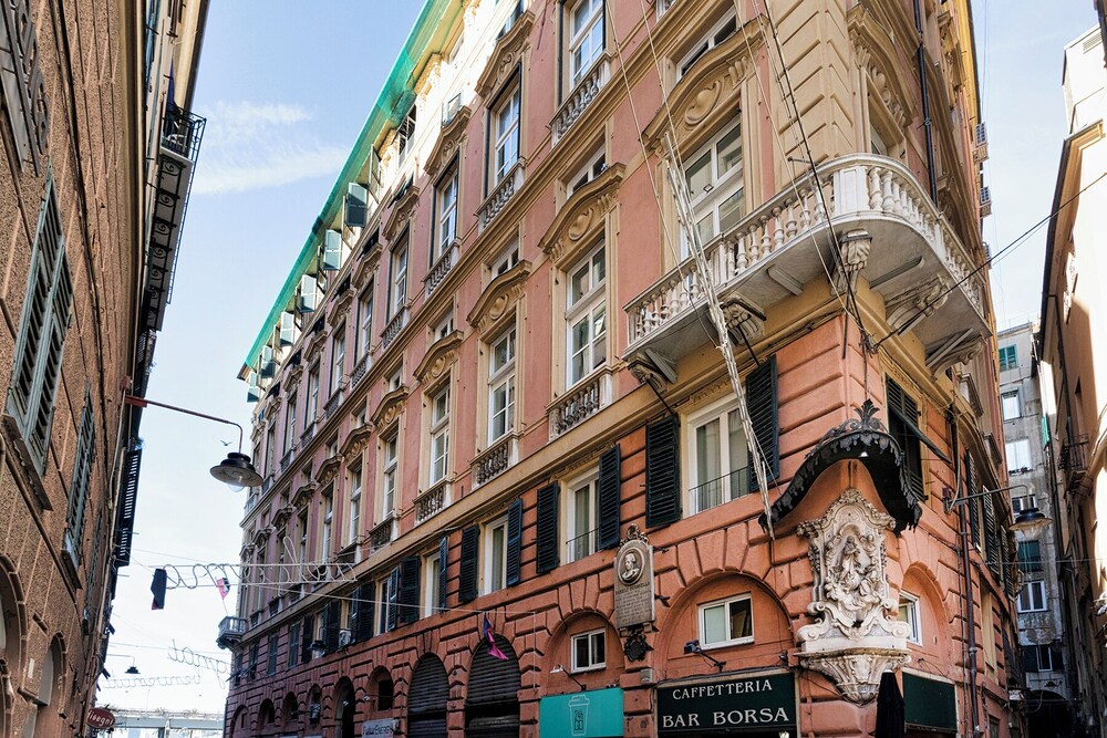 Genoa Vacations - City and the Sea by Wonderful Italy - Property Image 6