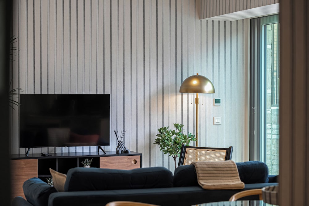 Luxury flats near Big Ben and London Eye