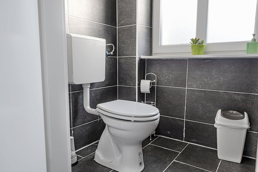 Spacious 2BR Apt Ideal for Longstays