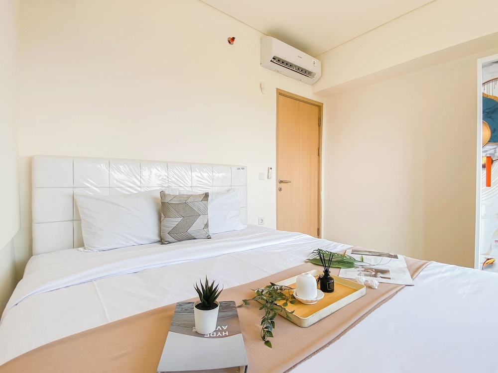 Good Deal 2Br At Meikarta Apartment