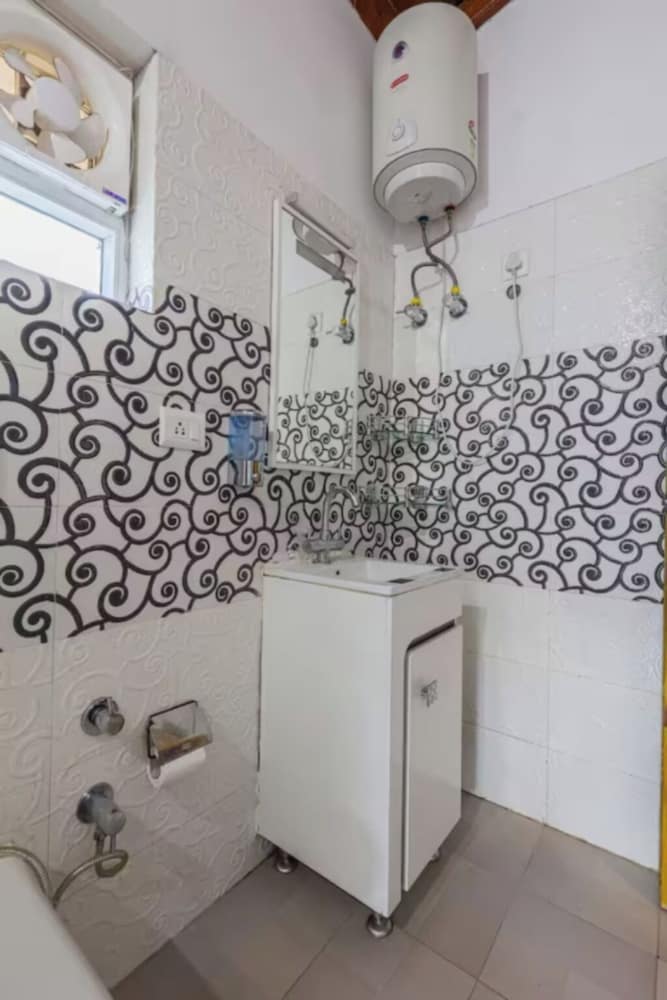 Neem Karoli Green valley luxury Villa