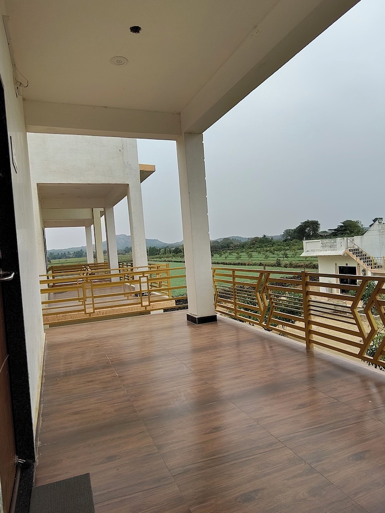 Gir Rajwadi Farm & Resort