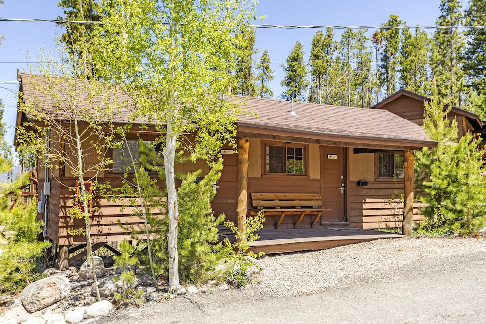 Grand Lake Lodge