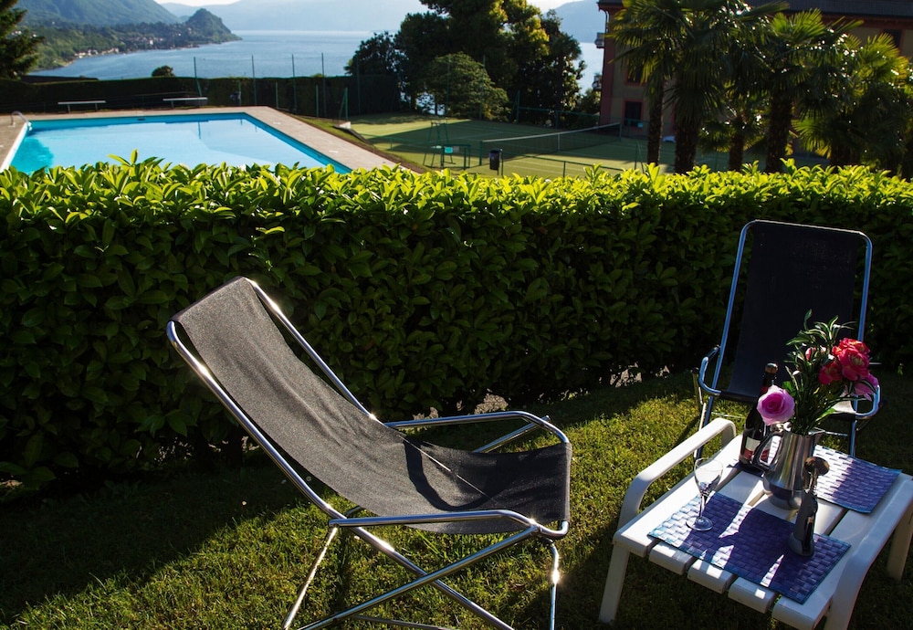 Residenza due Laghi Pool Lake View view 5