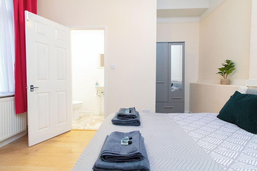 Thornbury Guest House Room 3