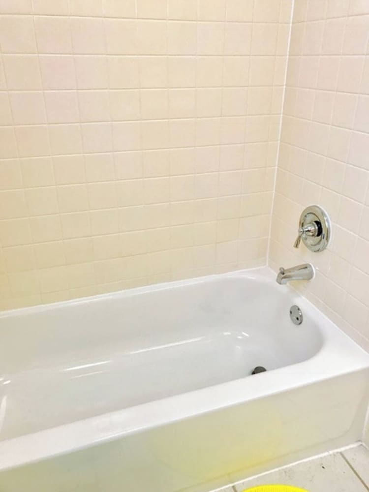 Cozy 2BR in Hollywood FL Pet Friendly
