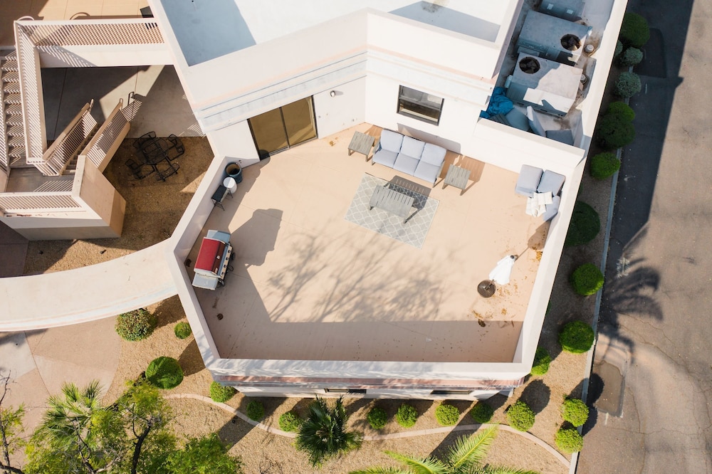 Ivory II By Avantstay Gorgeous Spacious Home w Views Close To Old Town