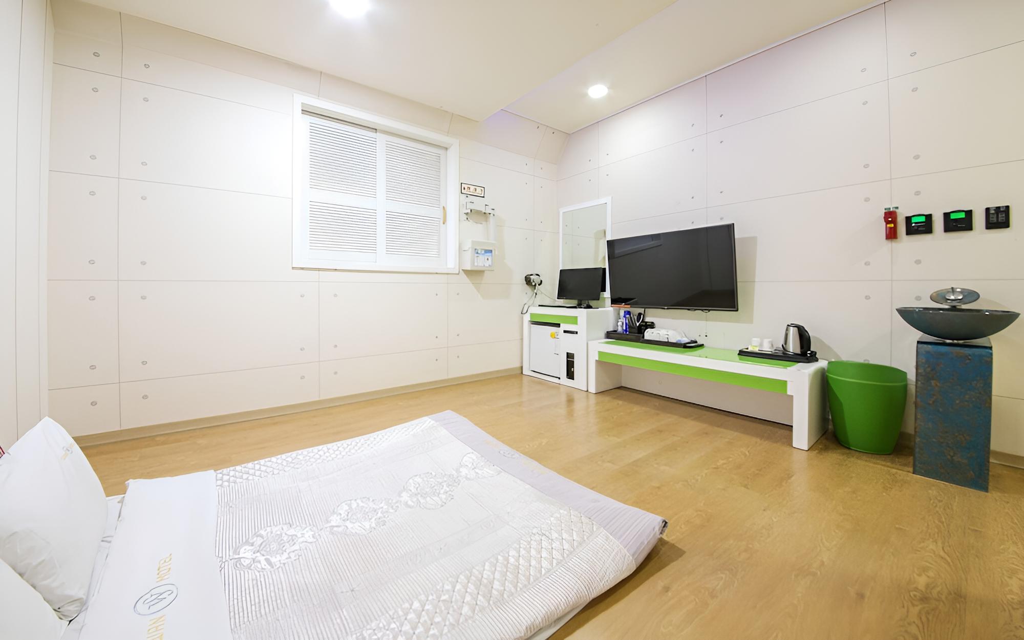 Gwangju Cheomdan Suwan view 4