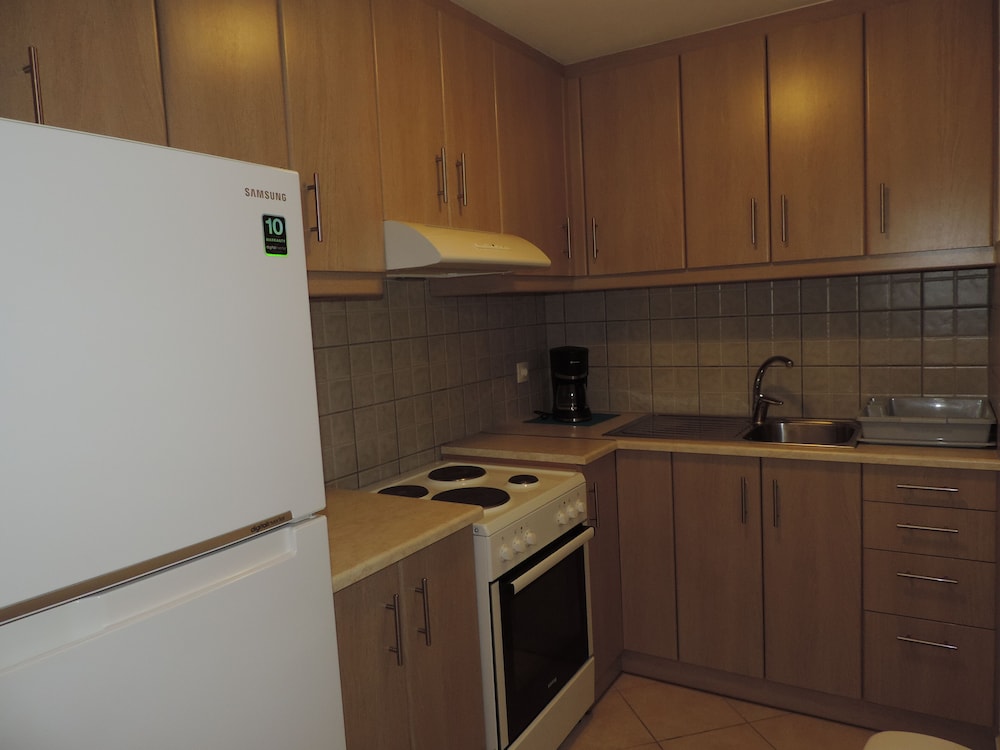 Pelagos Rooms 10m from Gyrismata Beach view 3