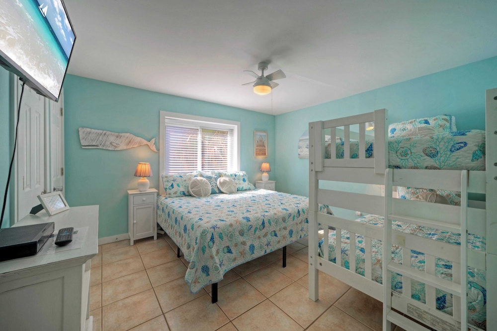 15 Condos, Sleeps 96 w/ Pools & Beach Access Island Retreat by Avantstay