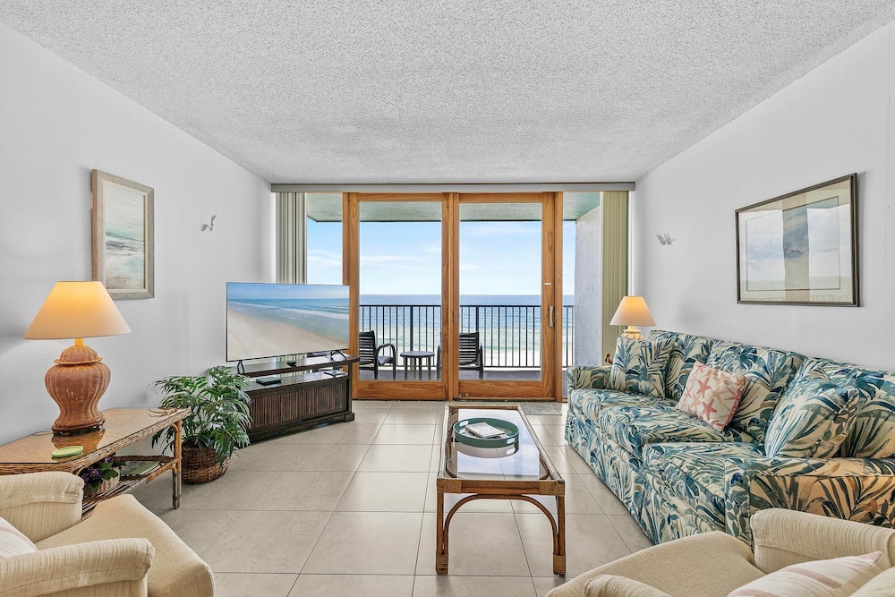 Smyrna Beach Club 607a