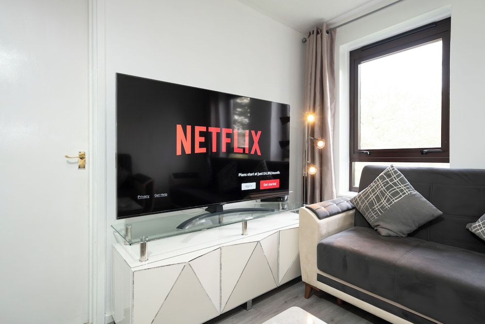1bedlondonapt-freeparking-fastwifi-sofabed